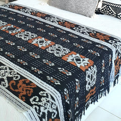 Multi-Color Woven Cotton Throw with Geometric Pattern and Fringe | 125×200cm