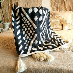 Black & Natural Abstract Pattern Cotton Throw with Tassels or Pompons | 125×195cm