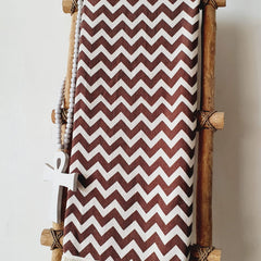 Brown Cotton Throw with Zig-Zag Pattern and Natural Fringe | 125×195cm