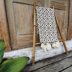 Woven Cotton Throw with Cross Pattern and Tassel Edge | 130×200cm