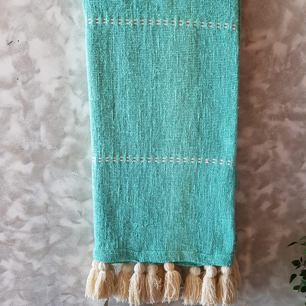Light Blue Raw Cotton Throw with White Tassels | 125×195cm