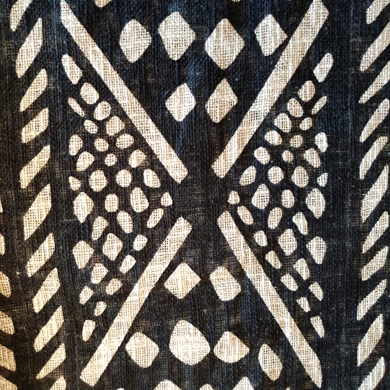 Black & Natural Abstract Pattern Cotton Throw with Tassels or Pompons | 125×195cm