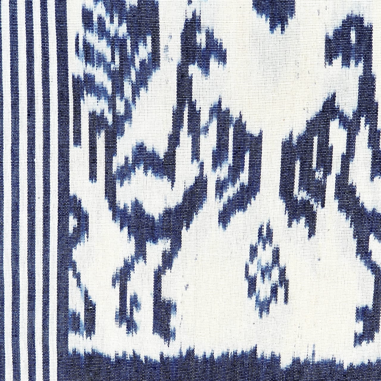 Traditional Blue & White Woven Throw with Fringe | 120×240cm