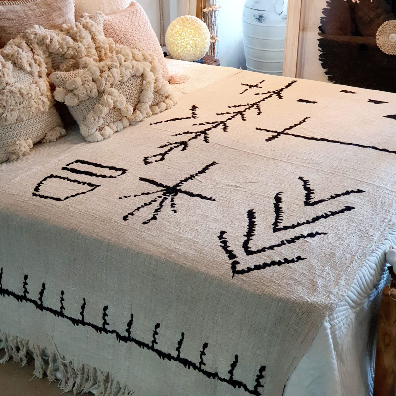 Black & White Abstract Pattern Cotton Throw with Fringe | 240×125cm
