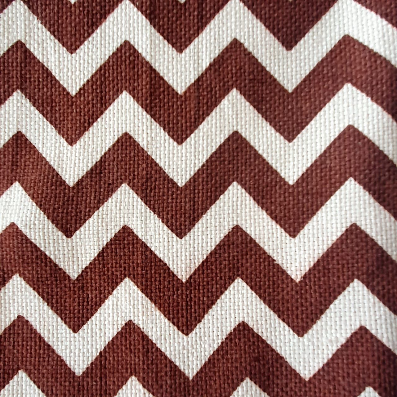 Brown Cotton Throw with Zig-Zag Pattern and Natural Fringe | 125×195cm