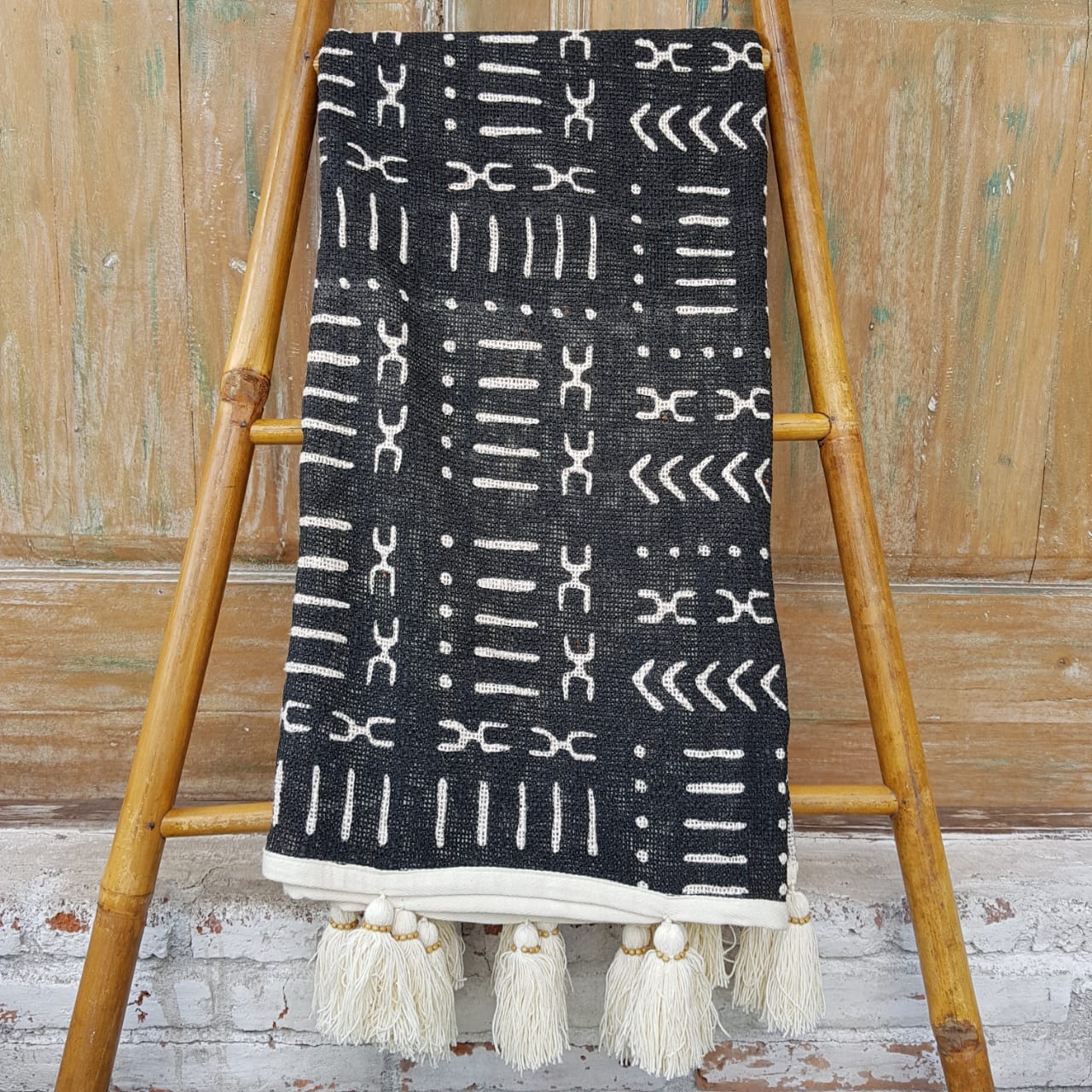 Natural Cotton Throw with Abstract Motif and Beaded Tassels | 145×216cm